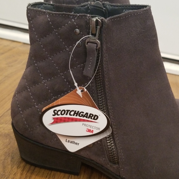 White Mountain Gray Leather Ankle boots - Picture 4 of 5